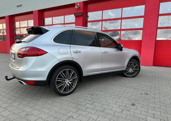 Porsche Cayenne cena 135900 przebieg: 139500, rok produkcji 2012 z Rzeszów małe 781